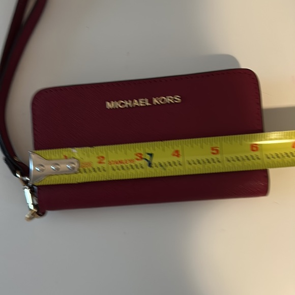 Michael Kors Wristlet Wallet- NWOT - Picture 12 of 13